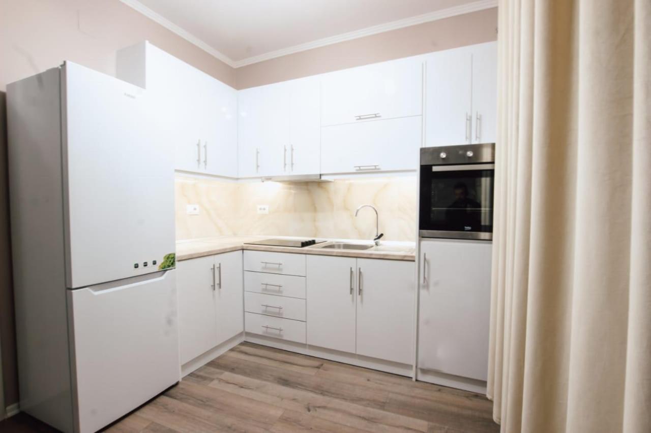 Novs Apartment 1 Gjirokaster Ngoại thất bức ảnh